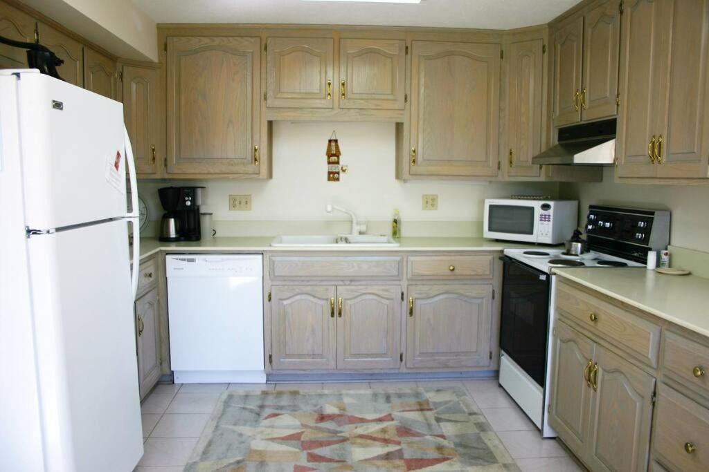 Private Guest Suite On The Portage Lakes 阿克伦 外观 照片