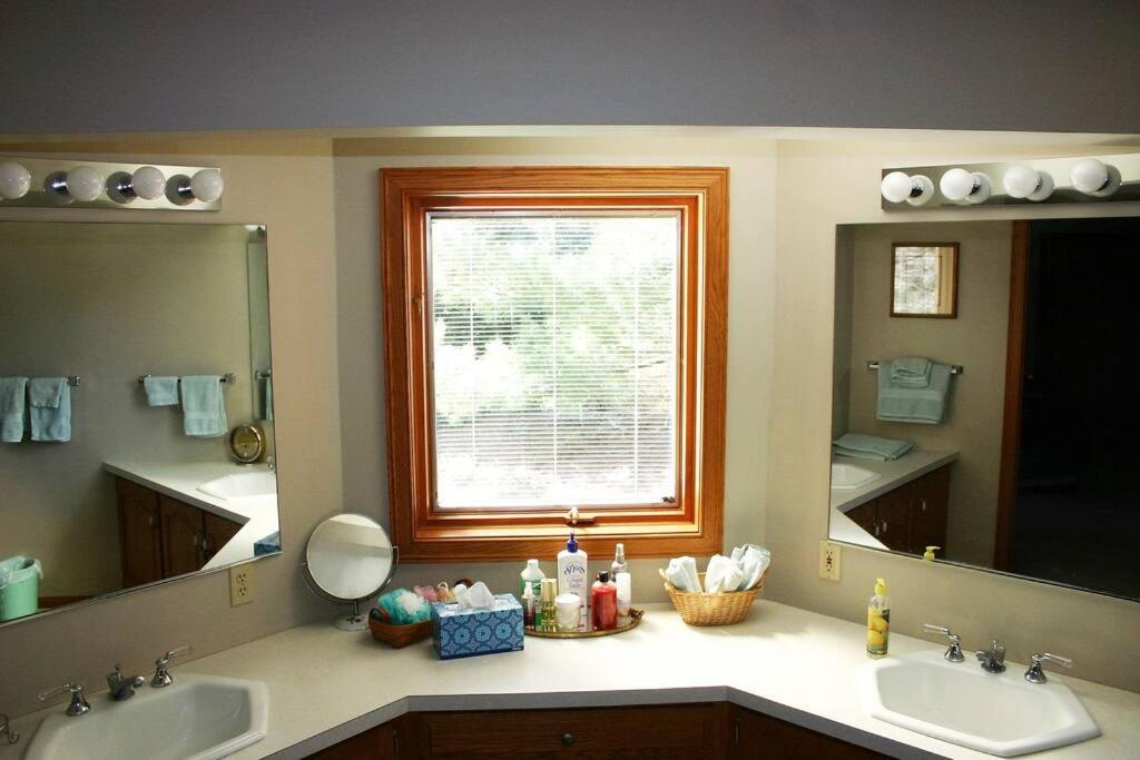 Private Guest Suite On The Portage Lakes 阿克伦 外观 照片